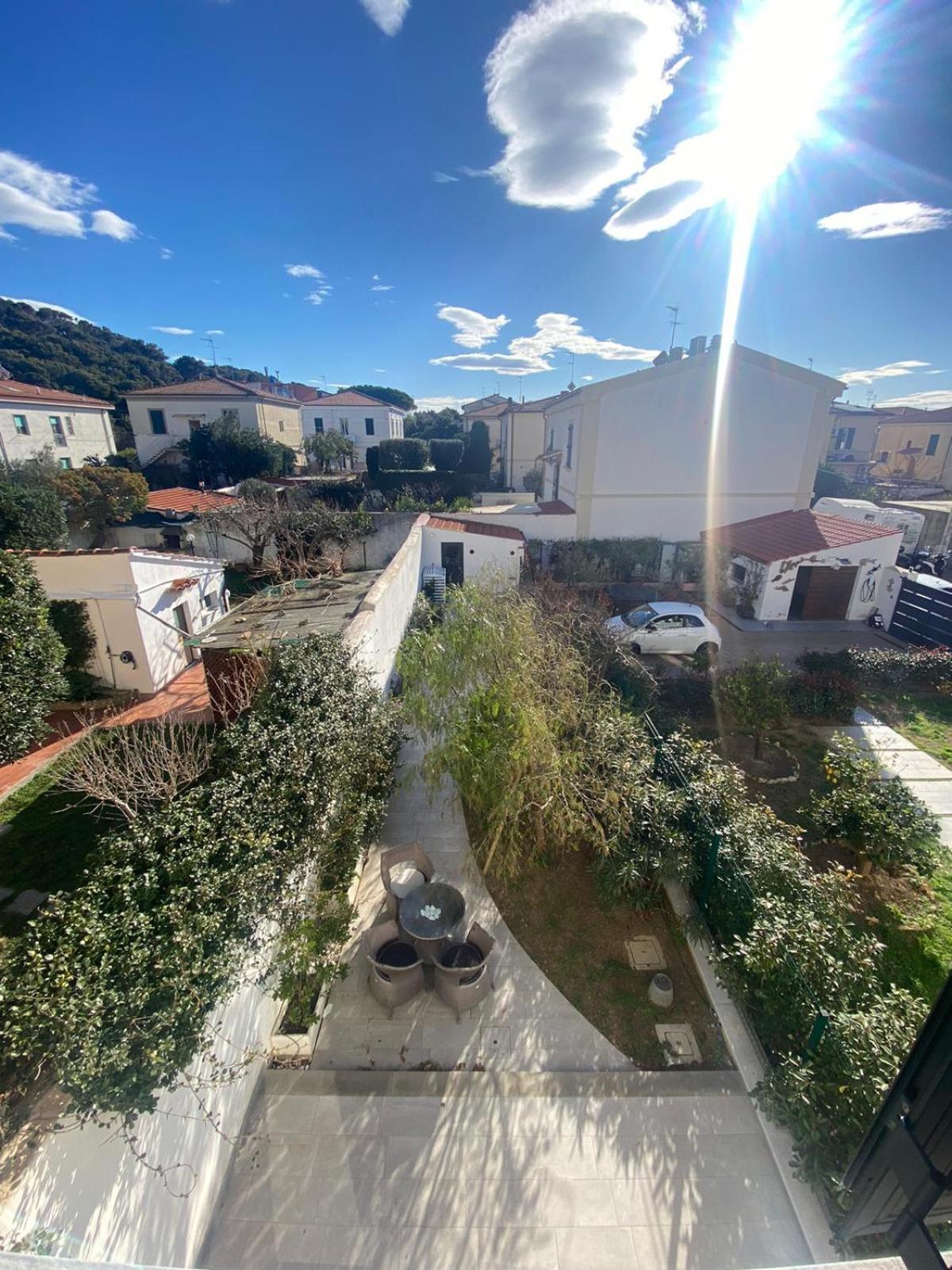La Lanterna Sul Mare Villa Livorno Exterior photo